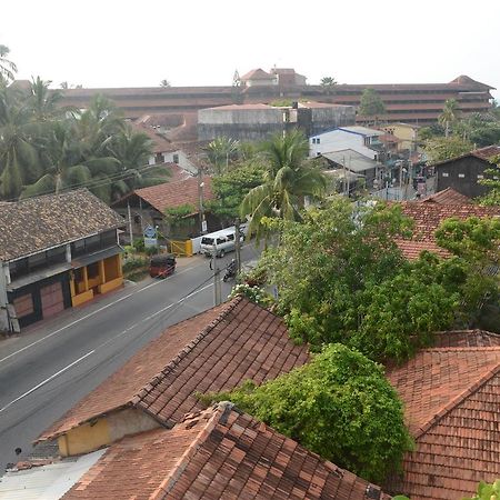 Hikka Urban Stay Hikkaduwa Buitenkant foto