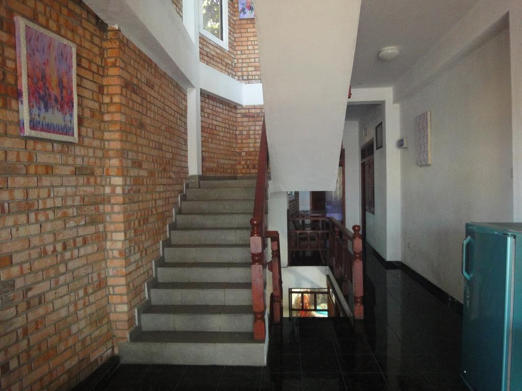 Hikka Urban Stay Hikkaduwa Buitenkant foto